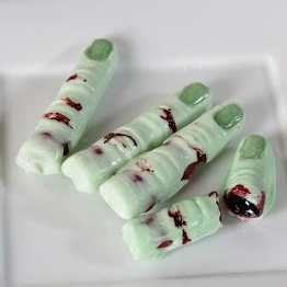 How To Make CHOCOLATE ZOMBIE FINGERS – Quake N Bake