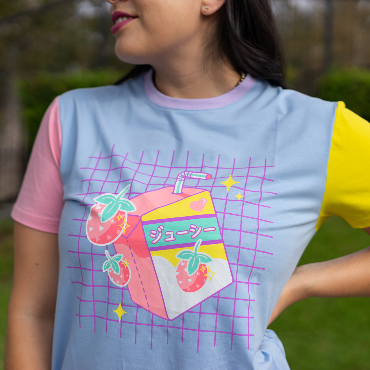 
                  
                    Burry Juicy Punch - Color Blocked T-Shirt (Cupauake x Strawburry17)
                  
                