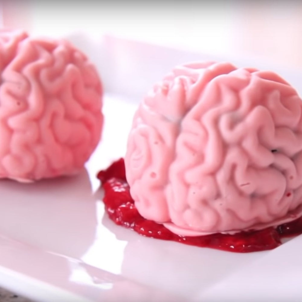 Brain Cake Pops – Quake N Bake