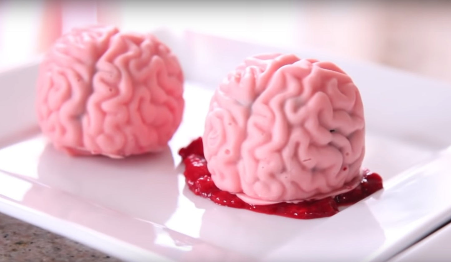 Brain Cake Pops – Quake N Bake