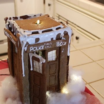 Dr Who Gingerbread Tardis