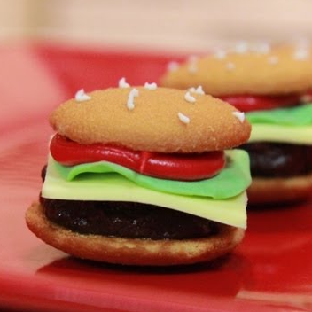 Mini Hamburger Cookies – QnB
