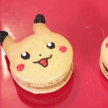 Pikachu French Macaroons – Quake N Bake